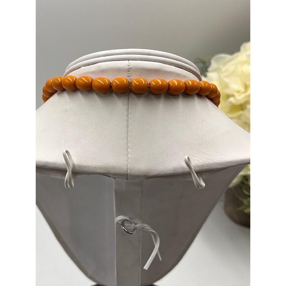 Antique Graduated Butterscotch Egg Yolk Bakelite Plastic Screw Clasp Necklace - Picture 5 of 10